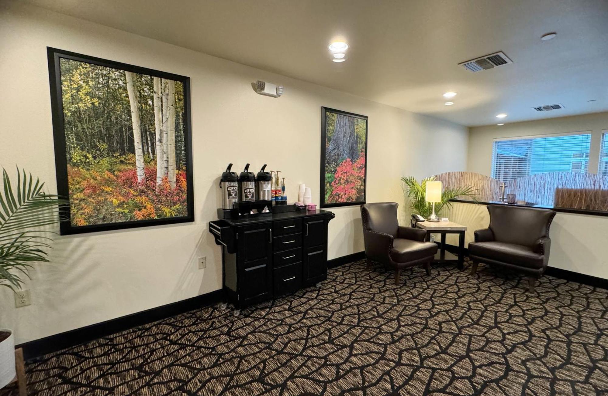 Aspen Suites Hotel Juneau Exterior photo